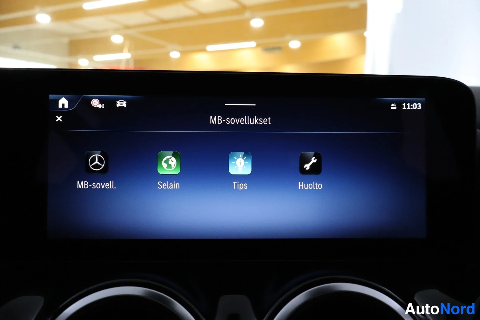 Musta Mercedes-Benz GLA 2026, kuva 28