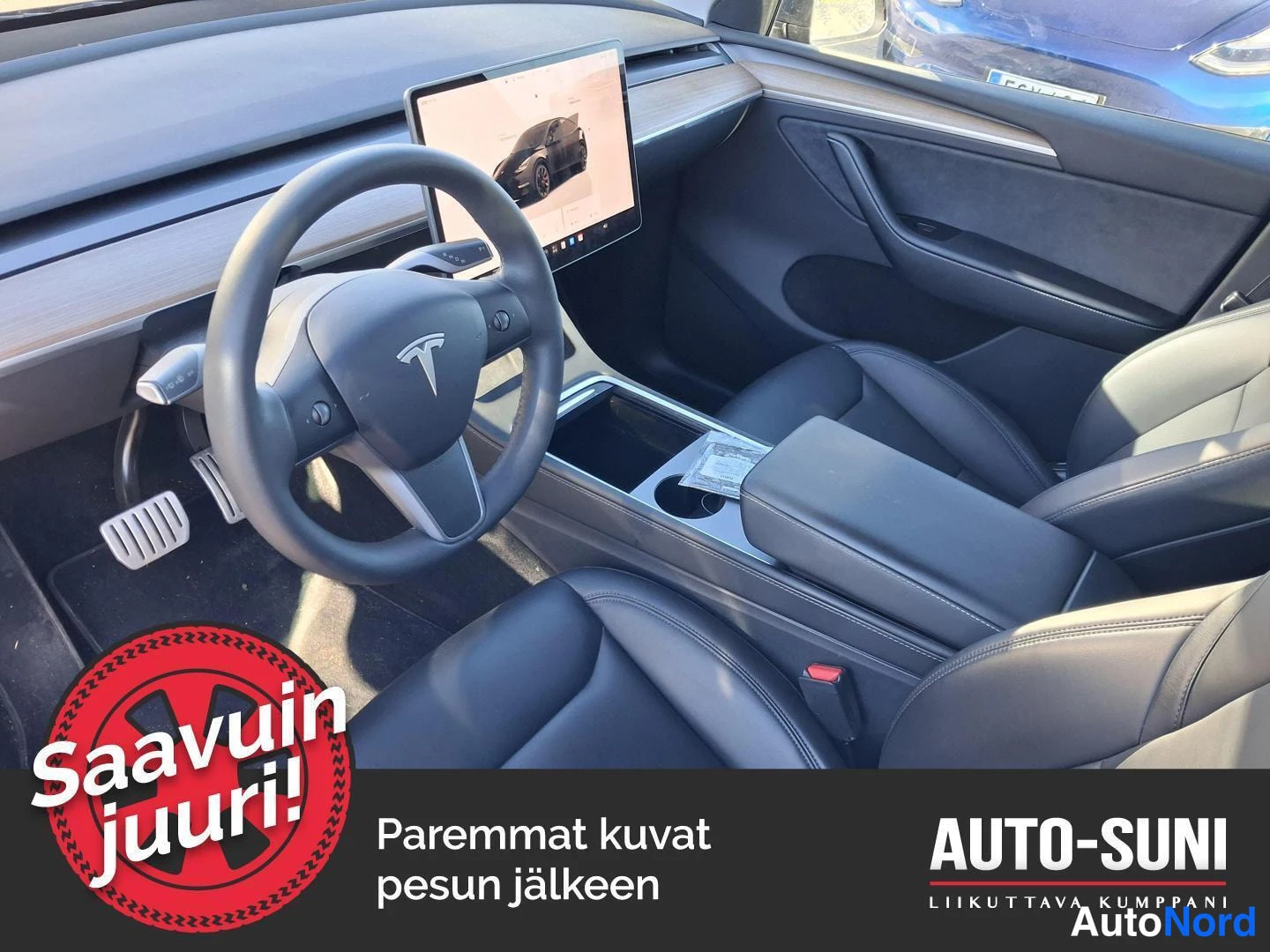 Musta Tesla Model Y 2023, kuva 3