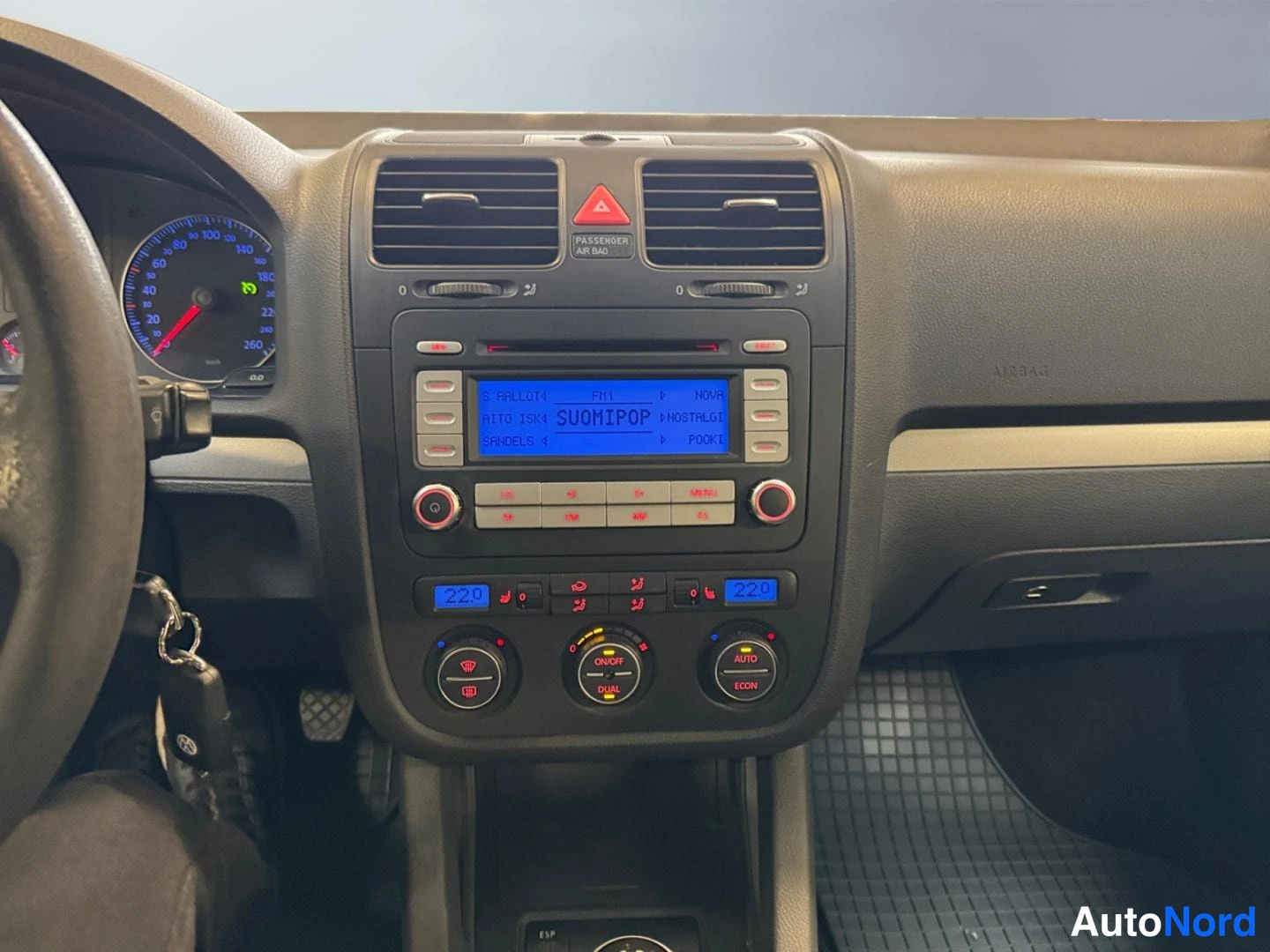 Hopea Volkswagen Jetta 2007, yksityiskohta, kuva 9