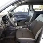 Valkoinen Dacia Duster 2026, kuva 46