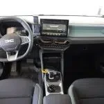 Valkoinen Dacia Duster 2026, kuva 47