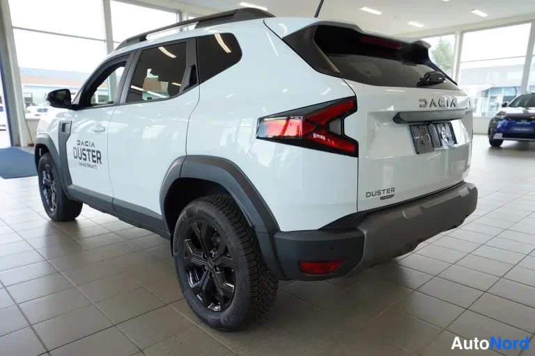 Valkoinen Dacia Duster 2026, takaviisto, kuva 25