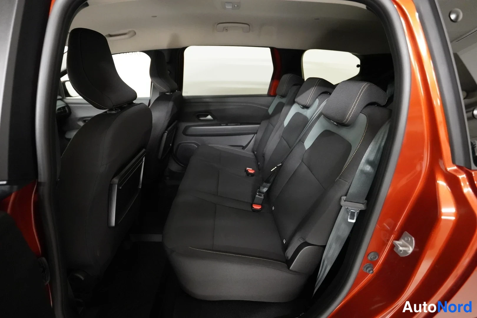 Red Dacia Jogger 2026, photo 42