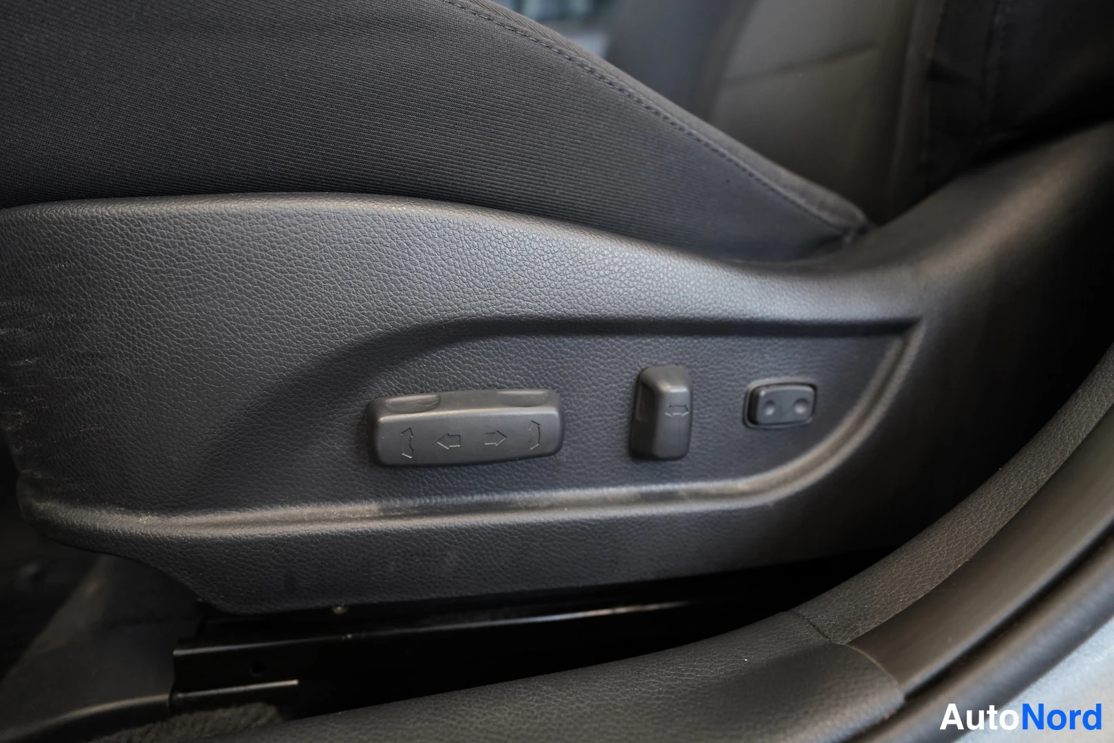 Harmaa Hyundai i40 2011, kuva 26