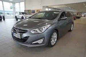 Harmaa Hyundai i40 2011, etuviisto, keula vasemmalle, kuva 8