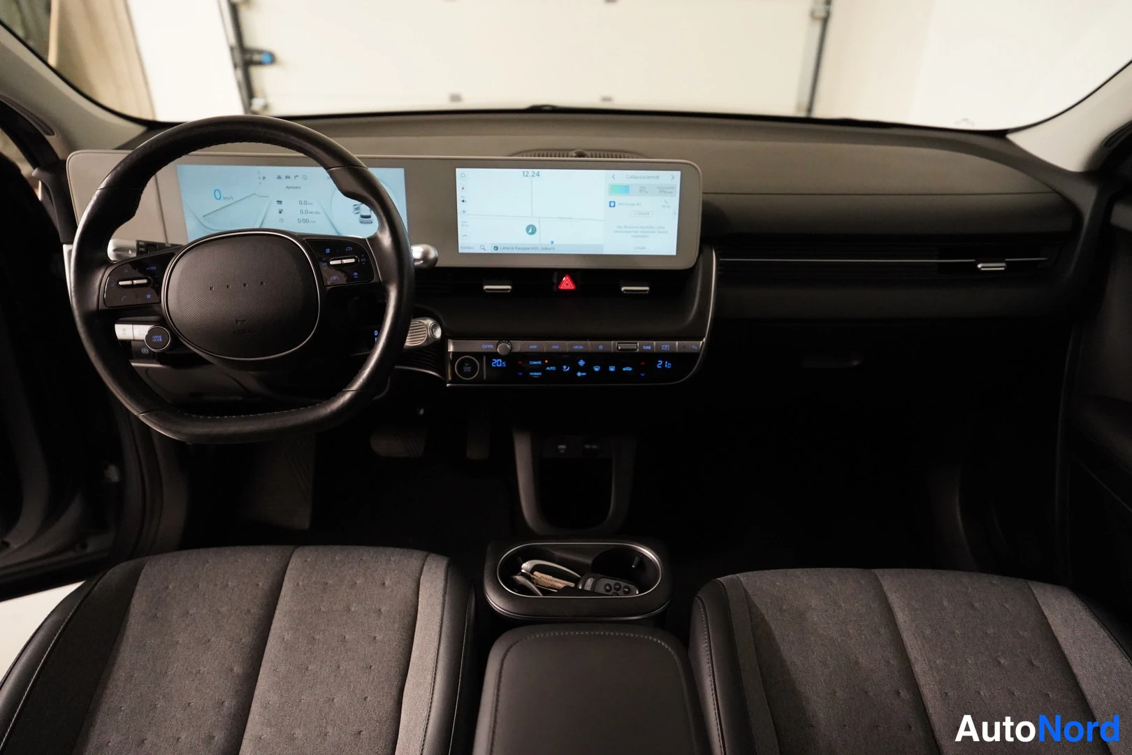 Harmaa Hyundai Ioniq 5 2022, kuva 31