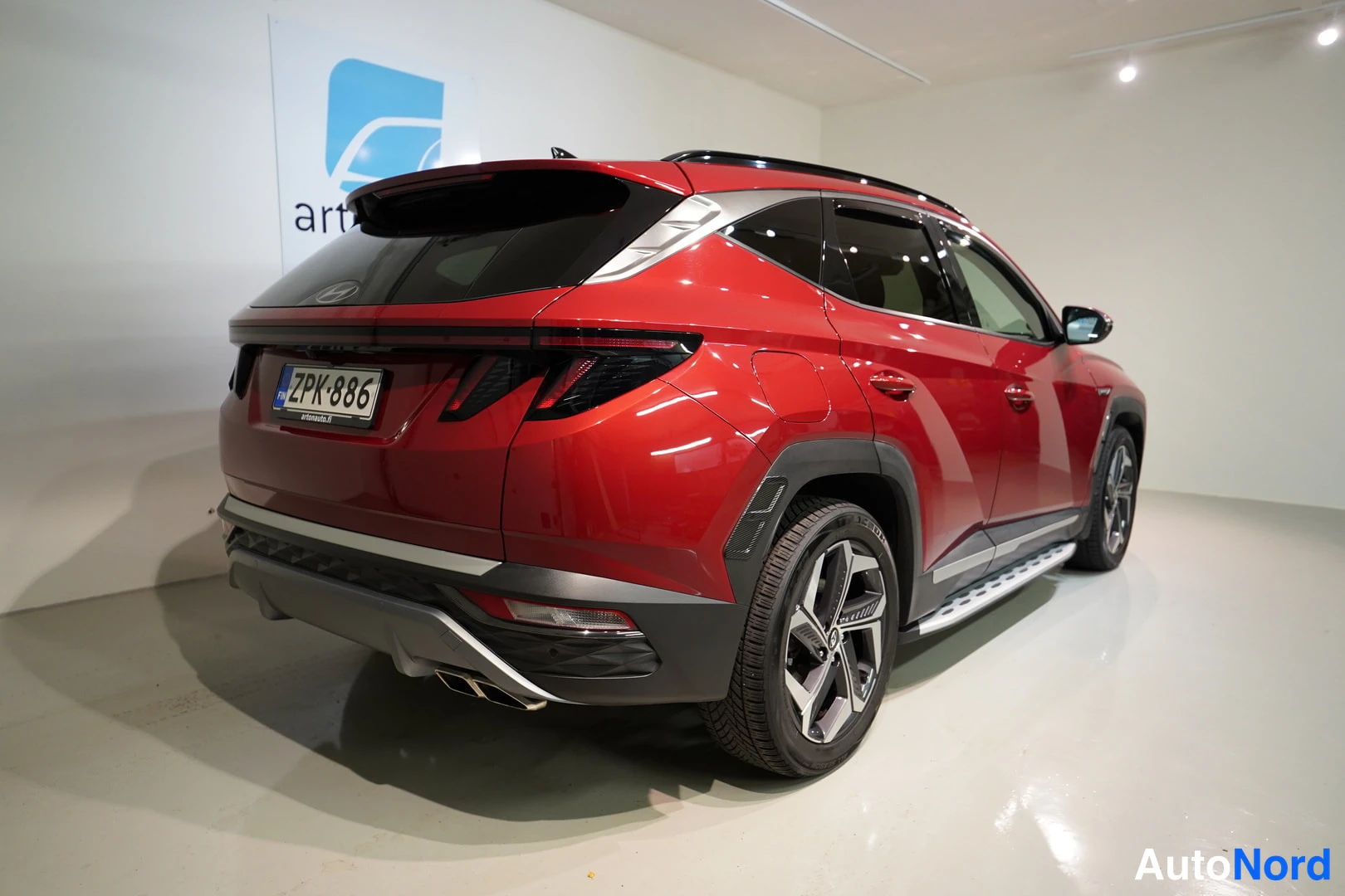 Punainen Hyundai Tucson 2021, takaviisto, kuva 12