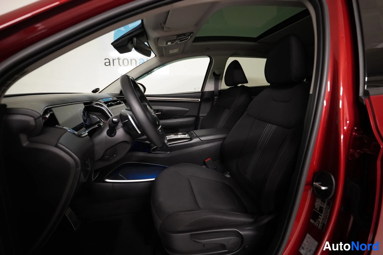 Punainen Hyundai Tucson 2021, kuva 13