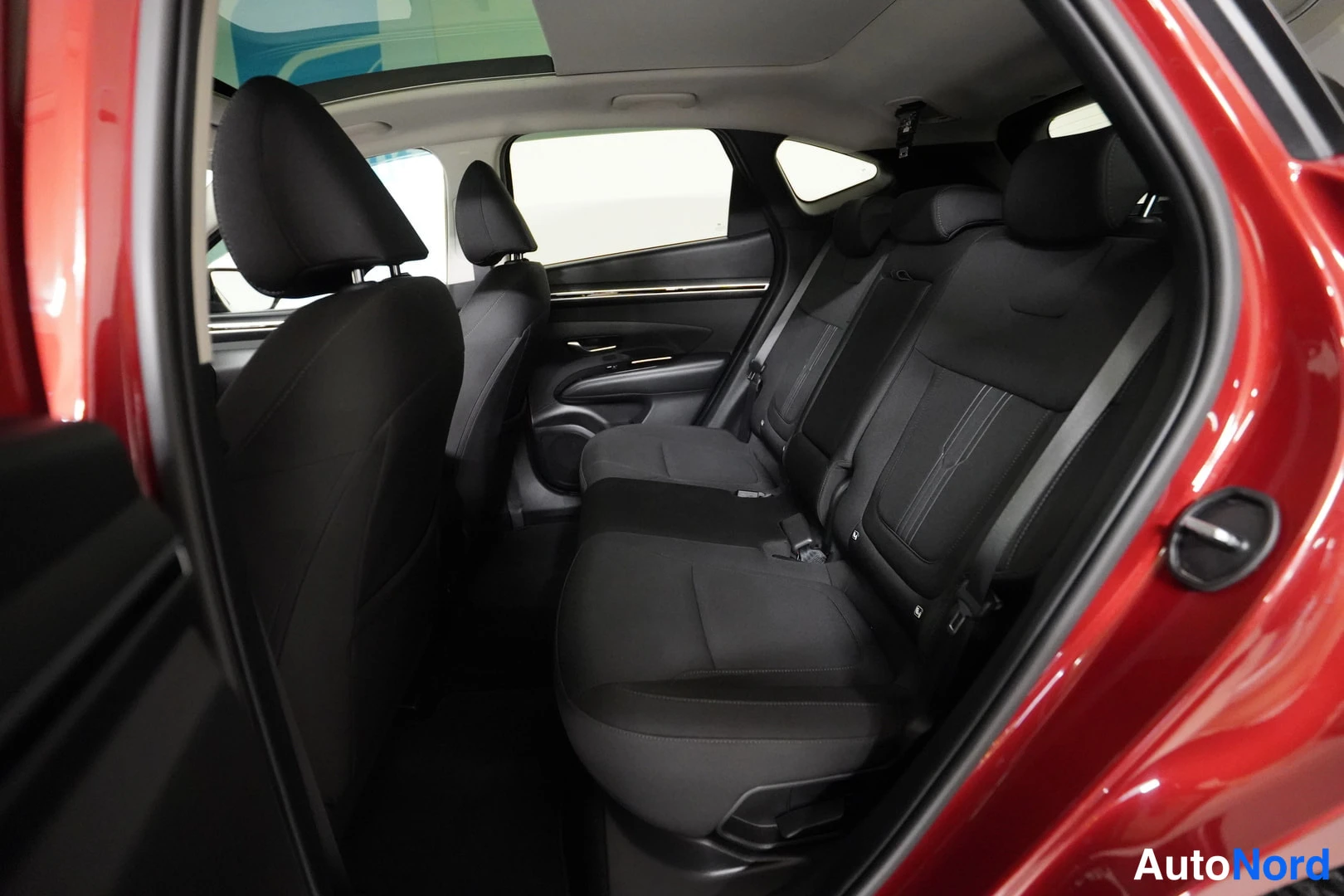 Punainen Hyundai Tucson 2021, kuva 14