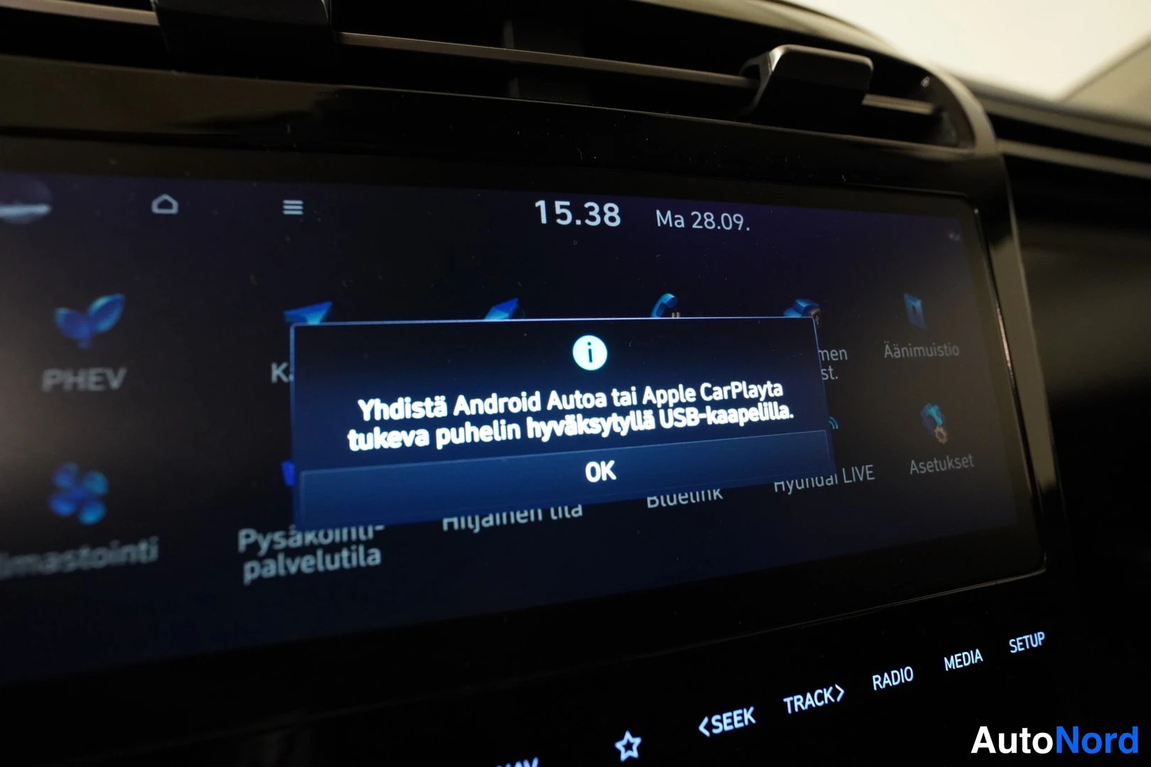 Punainen Hyundai Tucson 2021, kuva 21