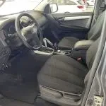 Harmaa Isuzu D-Max 2019, kuva 20