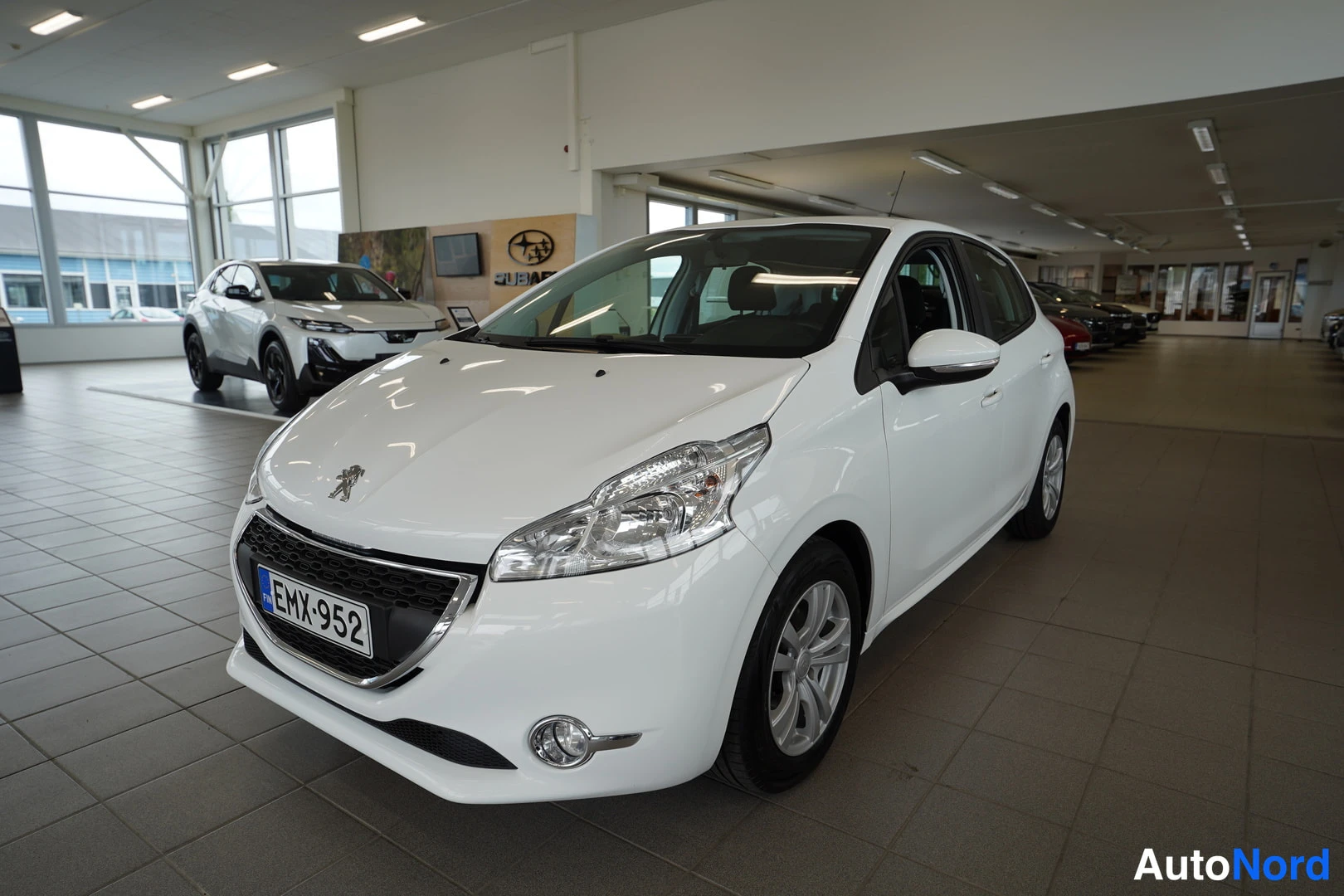 Peugeot 208 Vision VTi 82 2014