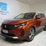 Brown Peugeot 5008 2021, front three-quarter, nose to the left, photo 2