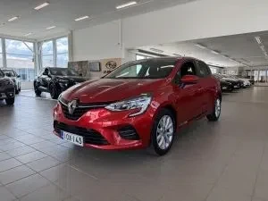 Punainen Renault Clio 2019, etuviisto, keula vasemmalle, kuva 4