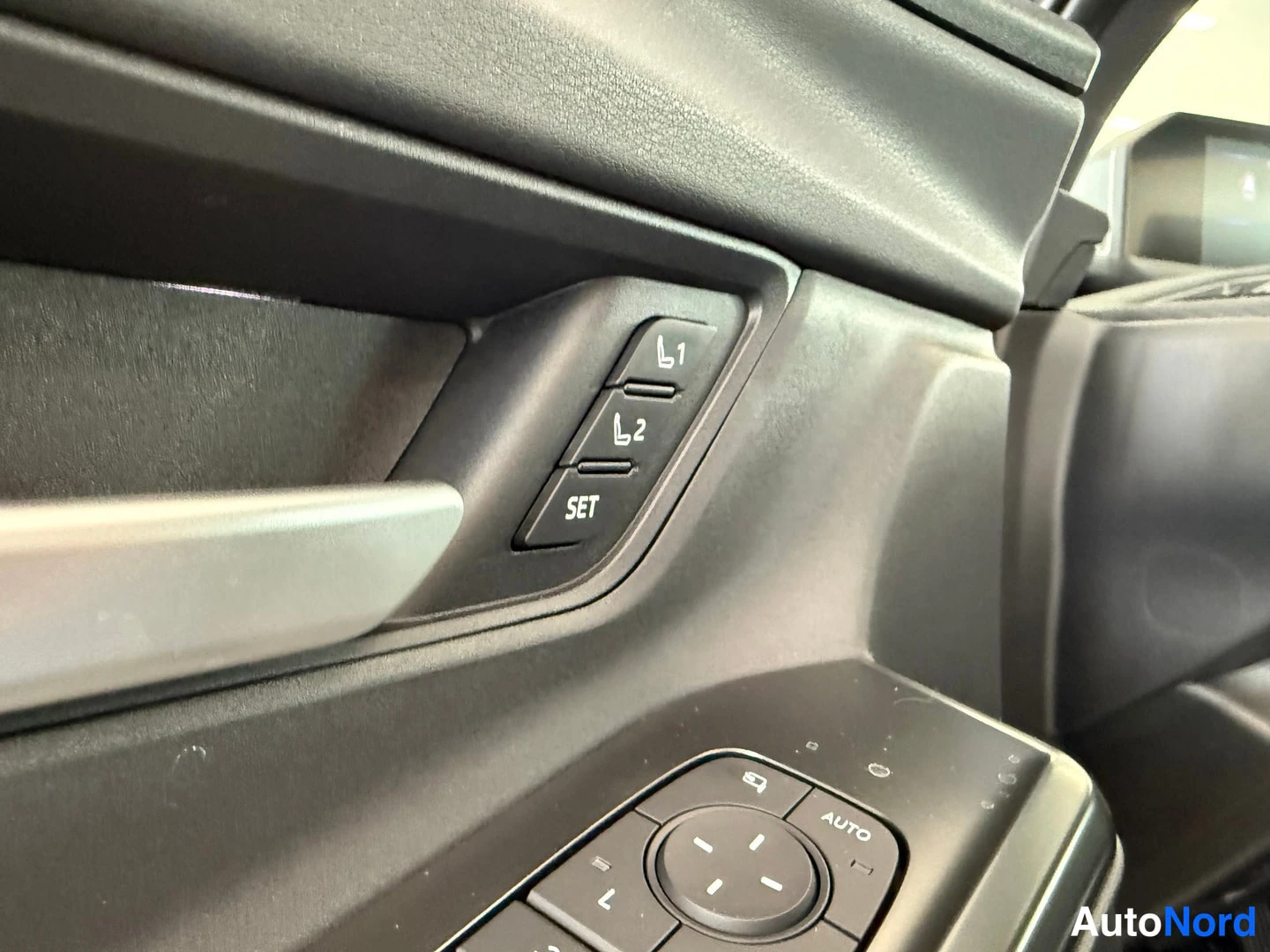 Blue Subaru Outback 2026, photo 20