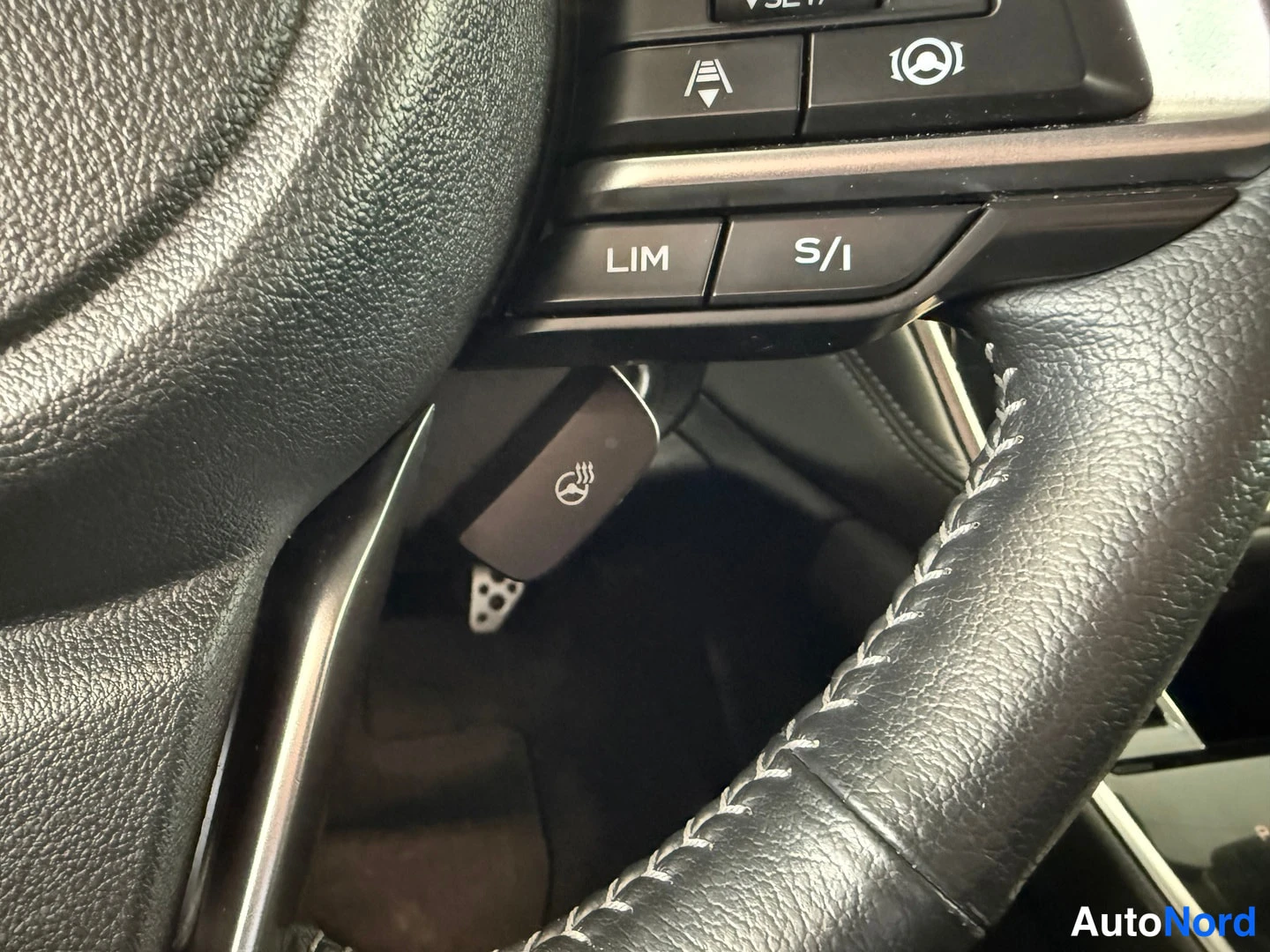 White Subaru Outback 2021, photo 26