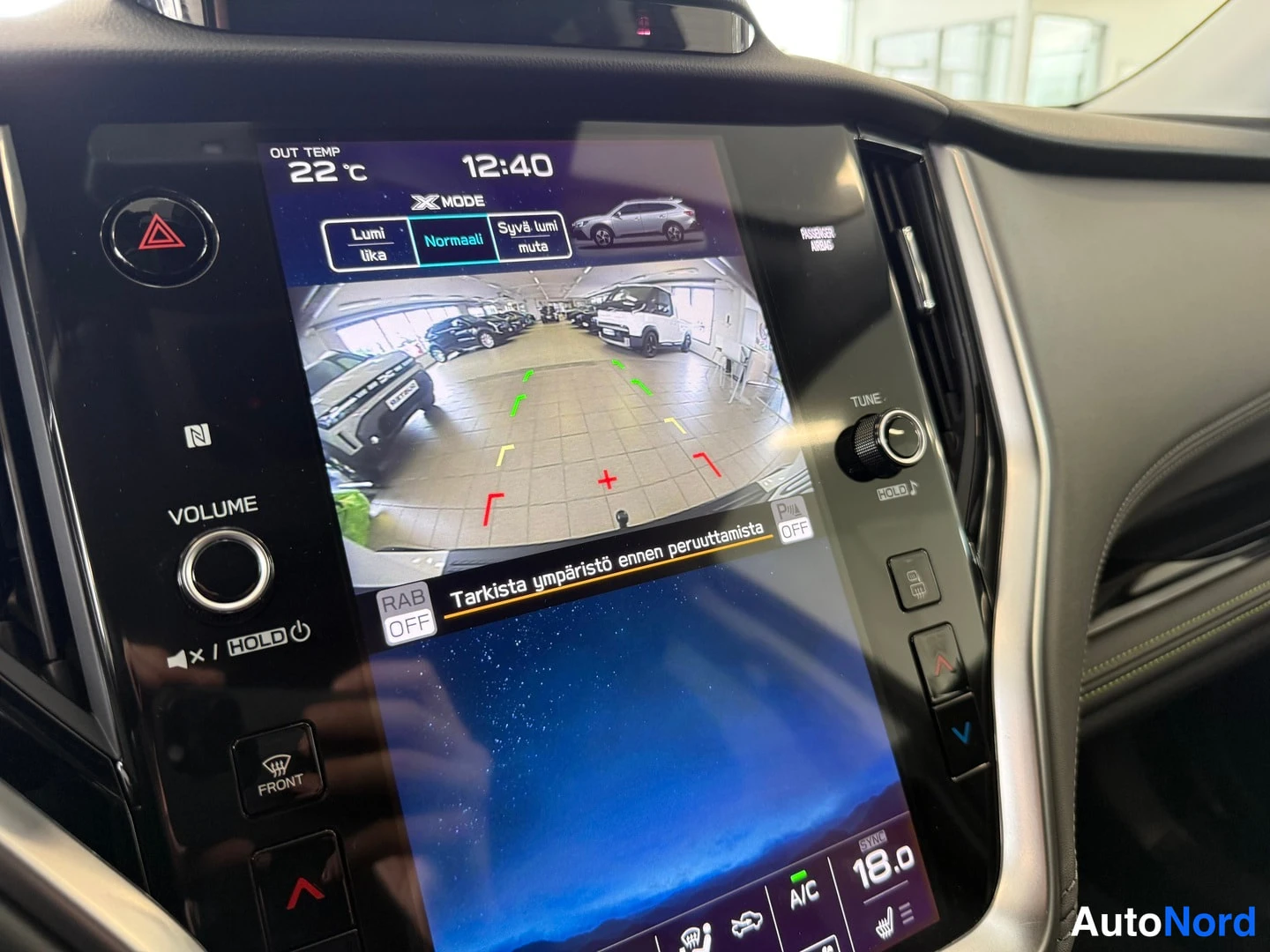 White Subaru Outback 2021, photo 28