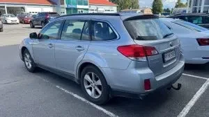 Hopea Subaru Outback 2013, takaviisto, kuva 23