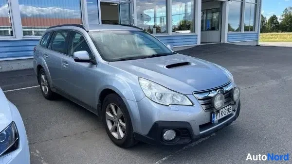 Hopea Subaru Outback 2013, etuviisto, keula oikealle, kuva 16