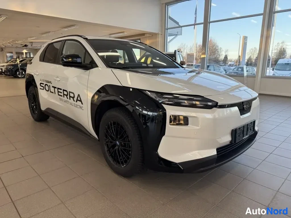 Hopea Subaru Solterra 2026, etuviisto, keula oikealle, kuva 9