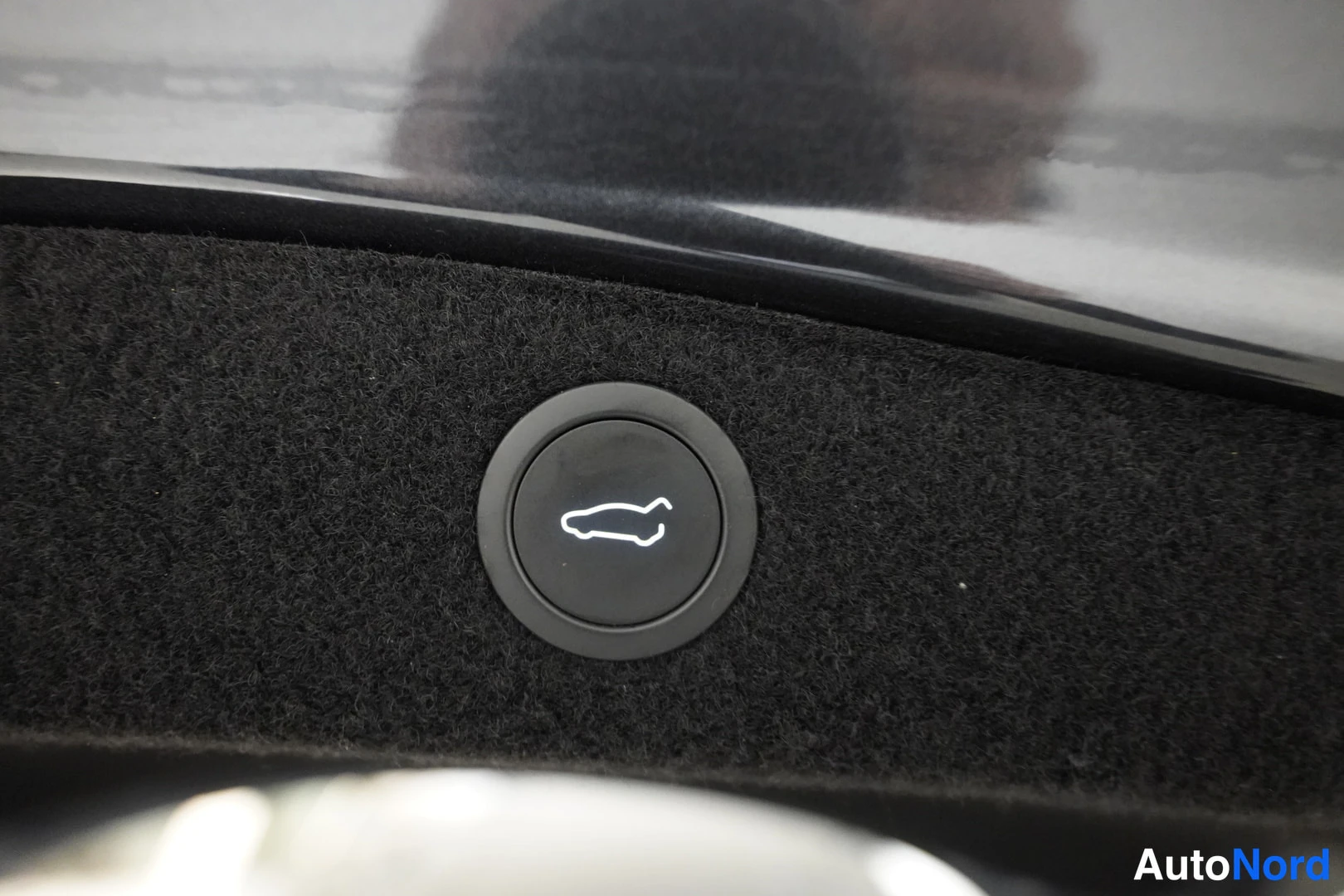Harmaa Tesla Model 3 2024, kuva 15