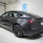 Harmaa Tesla Model 3 2024, kuva 28