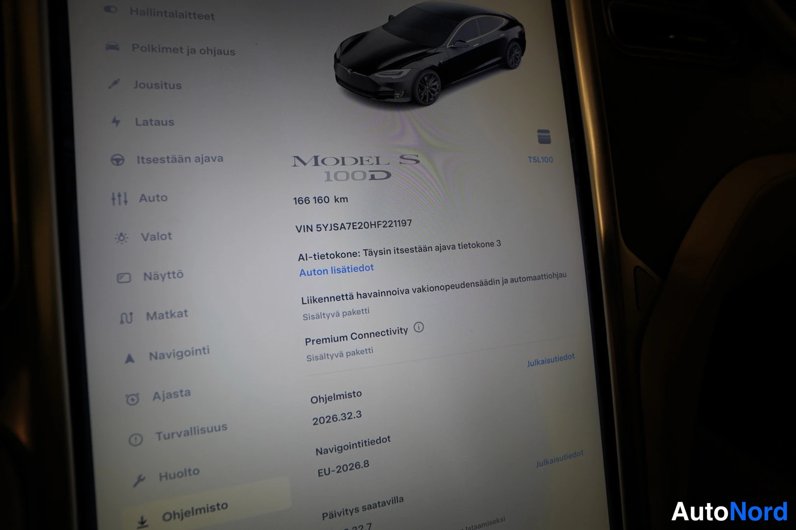 Musta Tesla Model S 2017, kuva 30