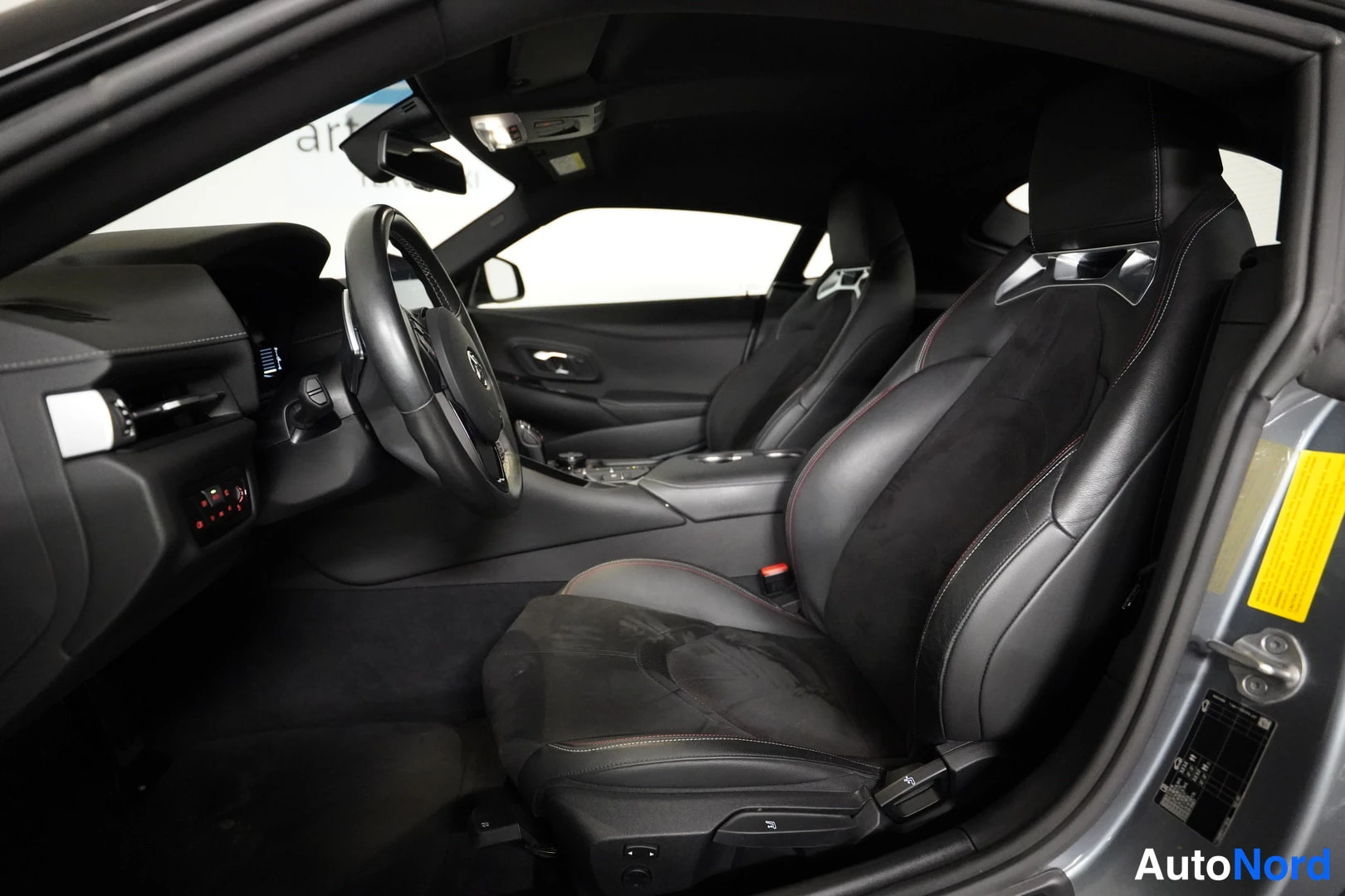 Harmaa Toyota GR Supra 2020, kuva 21