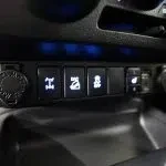 Punainen Toyota Hilux 2016, kuva 33