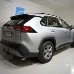 Hopea Toyota RAV4 2023, takaviisto, kuva 10