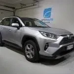 Hopea Toyota RAV4 2023, etuviisto, keula vasemmalle, kuva 3