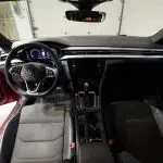 Punainen Volkswagen Arteon 2021, kuva 29