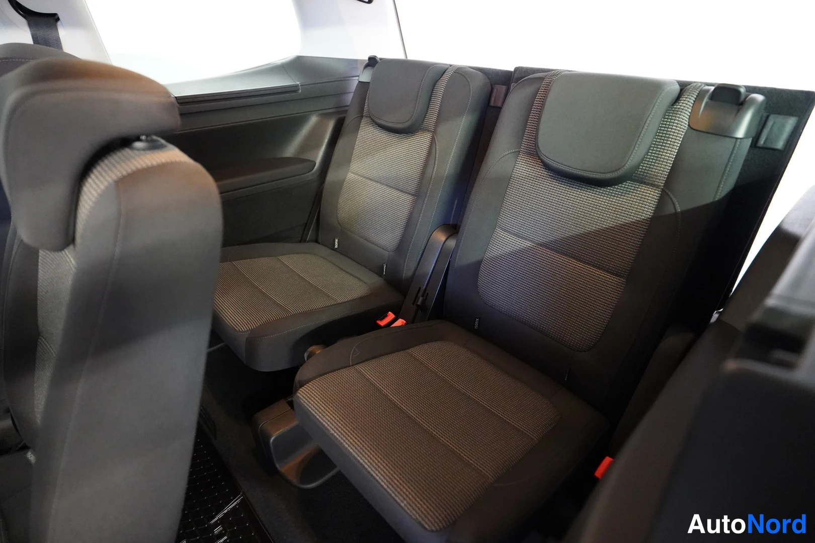 Sininen Volkswagen Sharan 2011, kuva 16