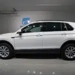 Valkoinen Volkswagen Tiguan 2018, sivulta, kuva 8