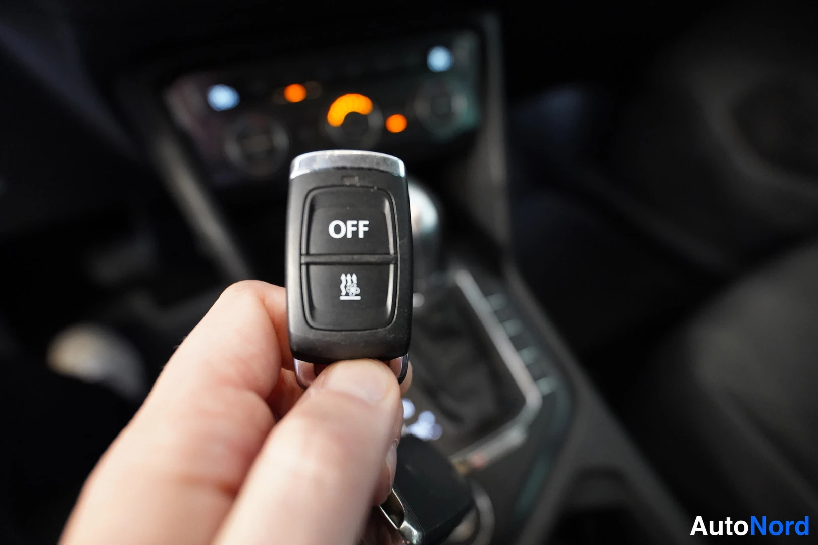 Musta Volkswagen Tiguan 2019, kuva 36