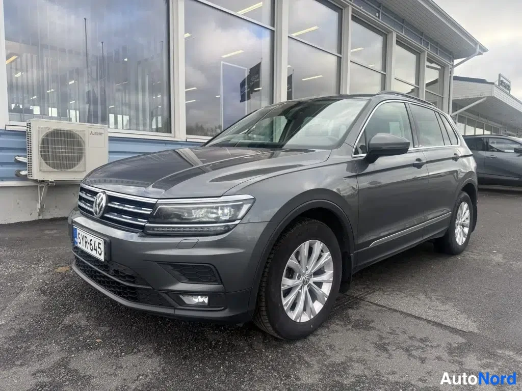 Harmaa Volkswagen Tiguan 2019, etuviisto, keula vasemmalle, kuva 5