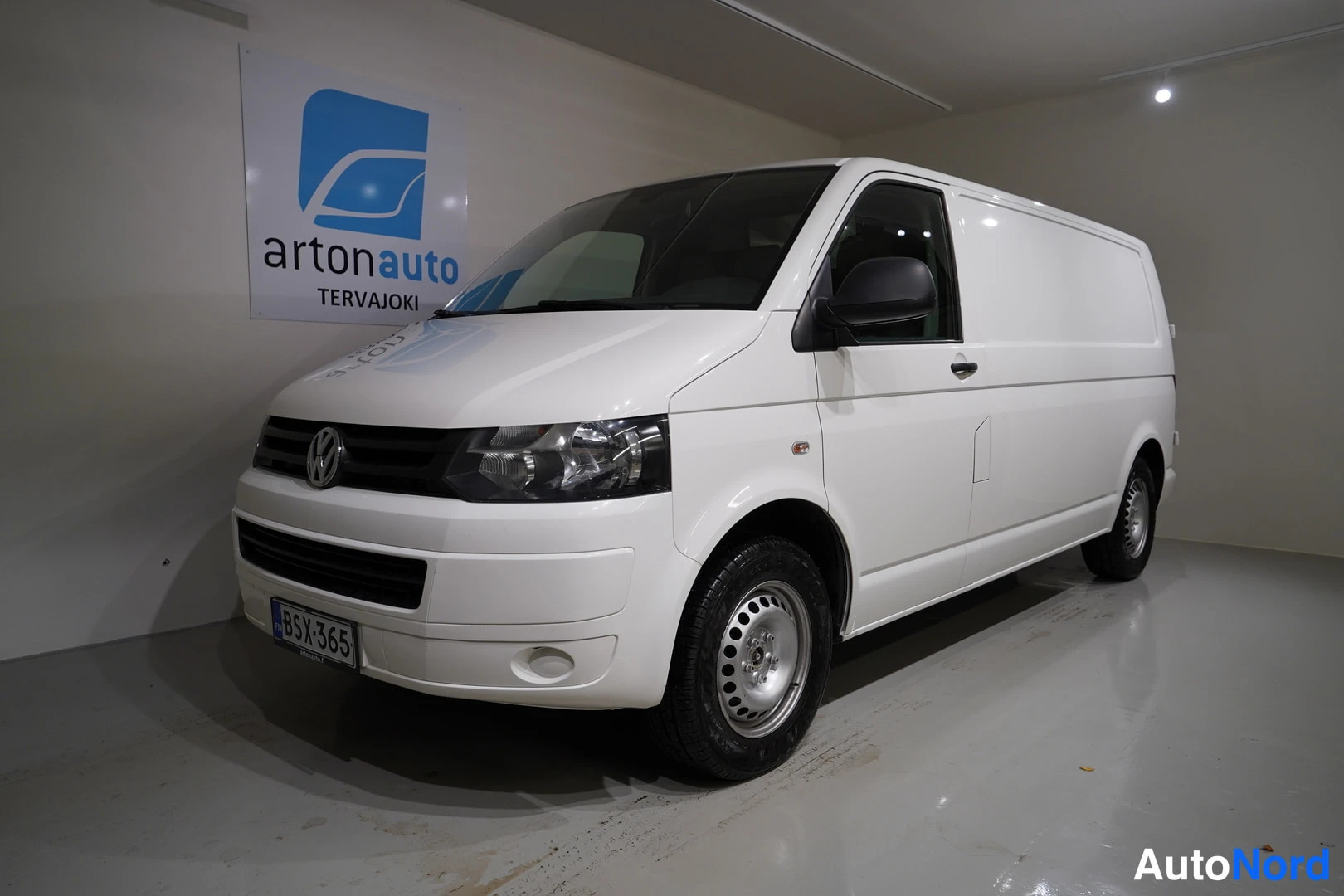 Volkswagen Transporter umpipakettiauto 2,0 TDI 84 kW 2015