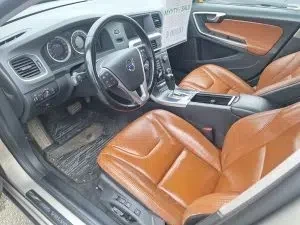Ruskea Volvo S60 2010, kuva 37
