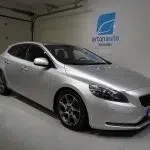 Harmaa Volvo V40 2014, etuviisto, keula vasemmalle, kuva 12