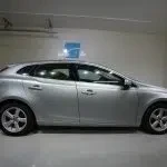 Harmaa Volvo V40 2013, sivulta, kuva 13