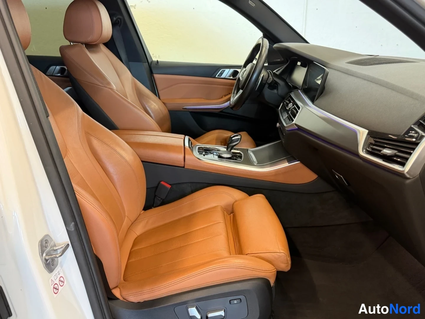 White BMW X5 xDrive30d 2019, photo 6