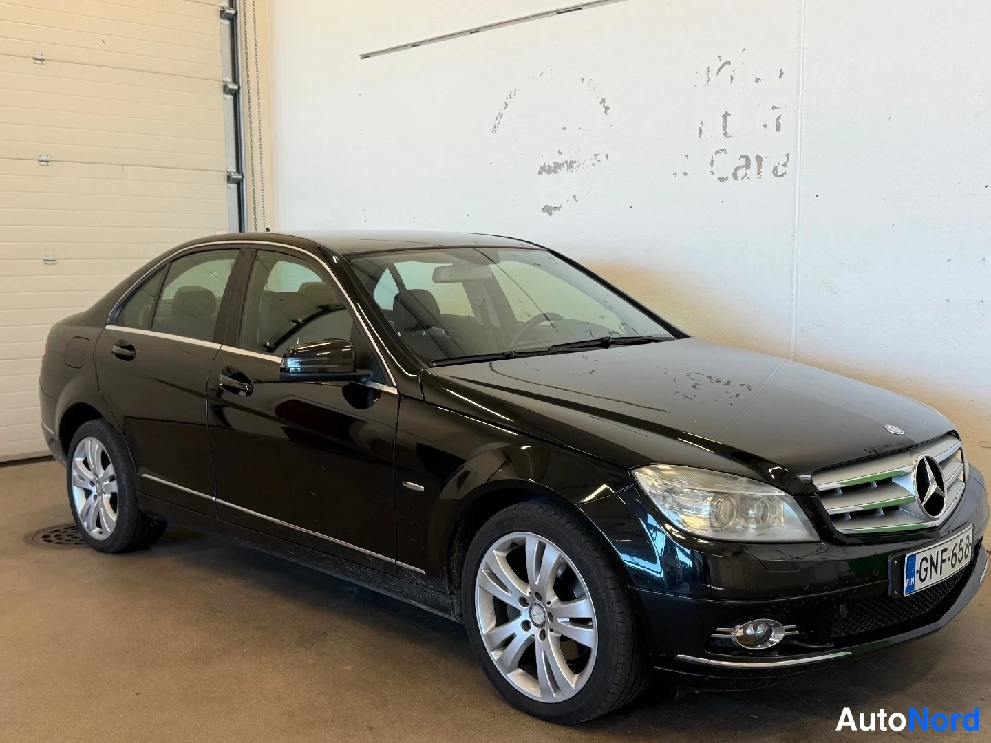 Musta Mercedes-Benz C 220 CDI 2009, kuva 2