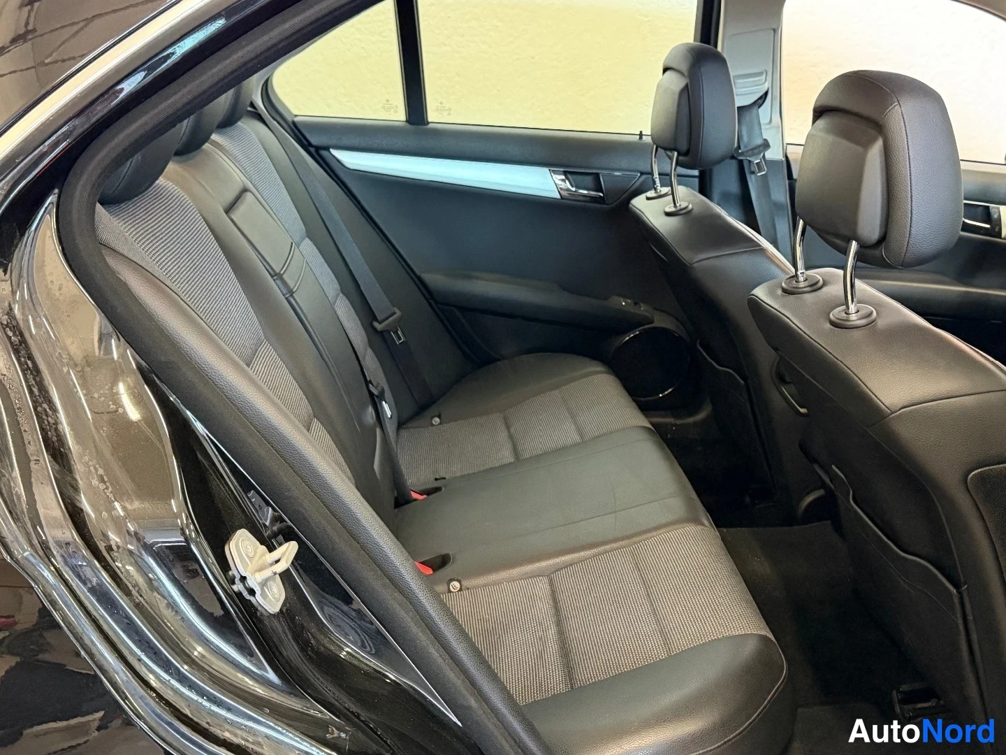 Musta Mercedes-Benz C 220 CDI 2009, kuva 5
