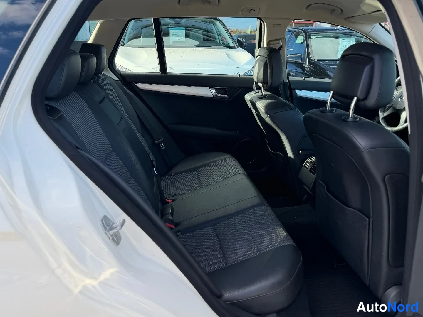 White Mercedes-Benz C 220 d 2009, photo 7