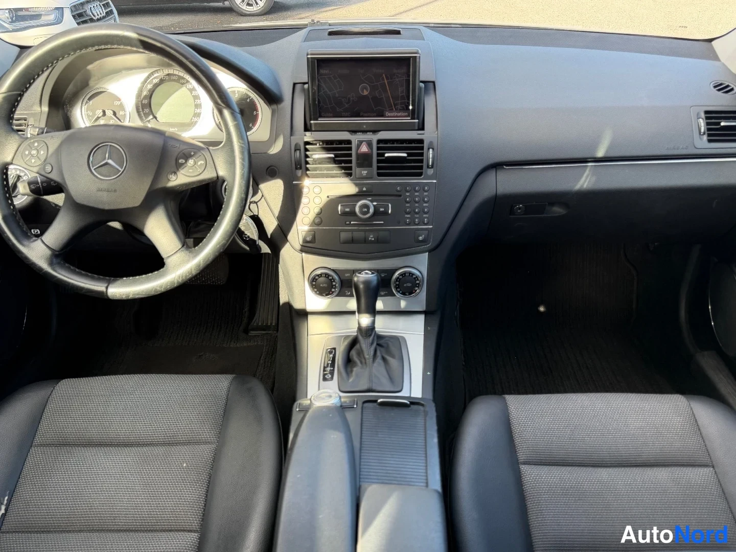 White Mercedes-Benz C 220 d 2009, photo 9