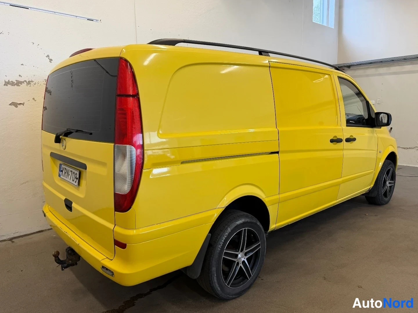 Yellow Mercedes-Benz Vito 116 CDI 2012, rear three-quarter, photo 4