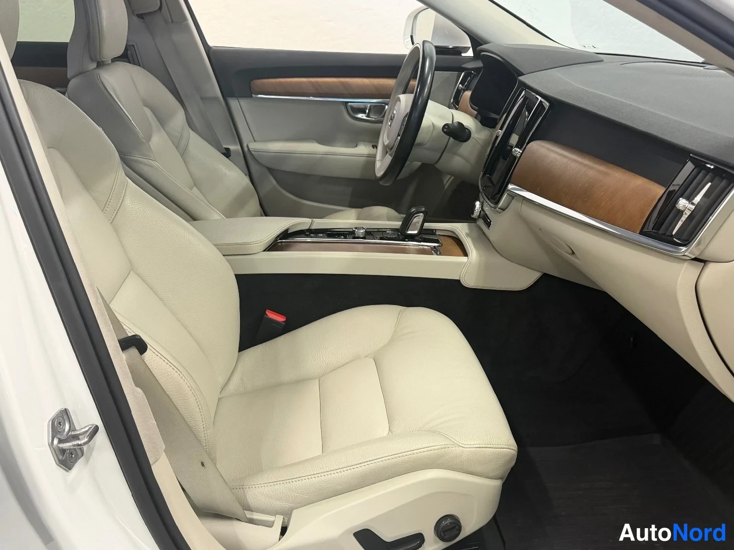 White Volvo V90 2021, photo 6