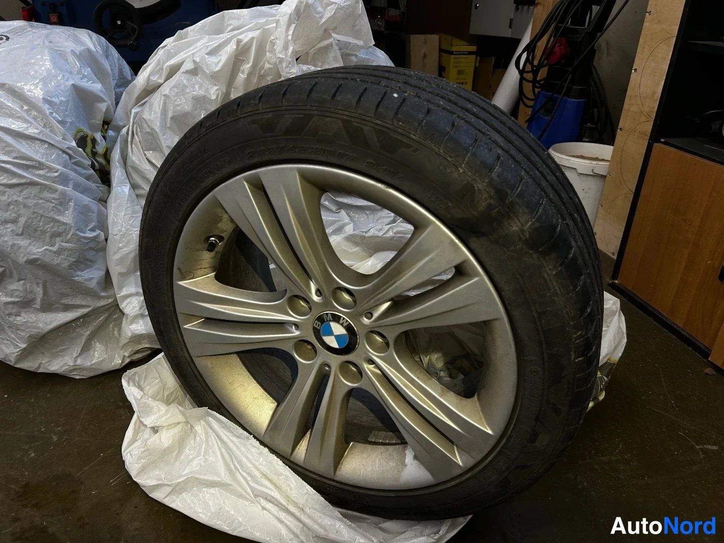 White BMW 316d 2014, photo 18