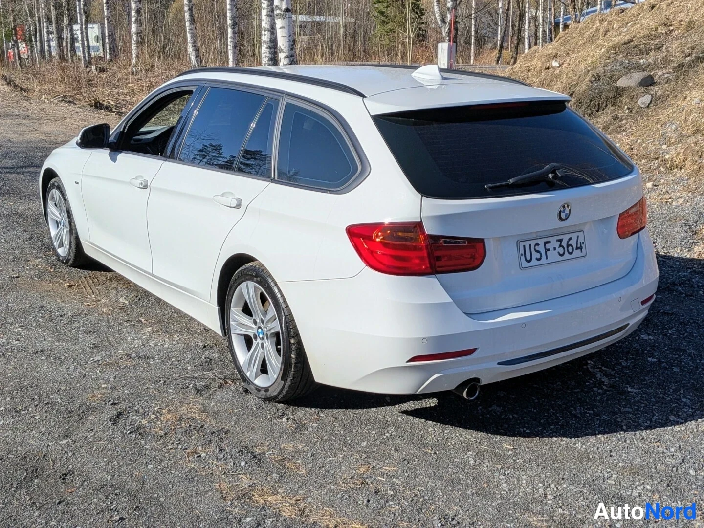 White BMW 316d 2014, rear three-quarter, photo 6