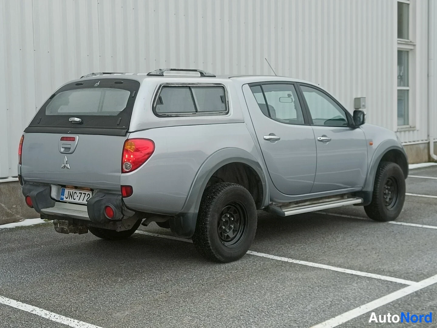 Grey Mitsubishi L200 2006, rear three-quarter, photo 7